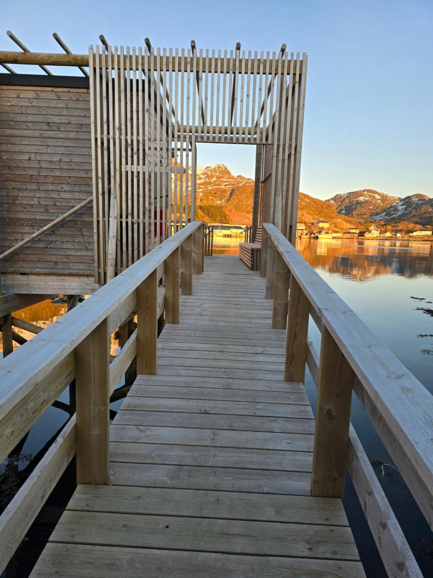 Hemmingodden Lofoten Fishing Lodge Ballstad Exterior foto